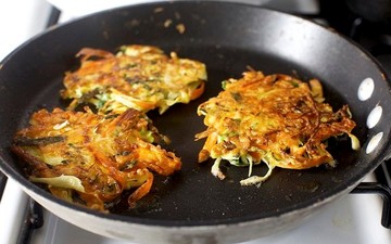 Japanese Vegetable Pancakes with Tangy Sauce